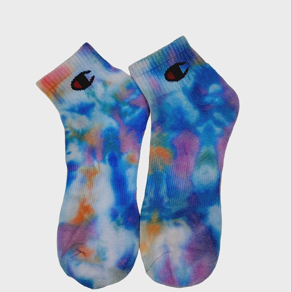 Bubble Gum Tie-dyed Socks